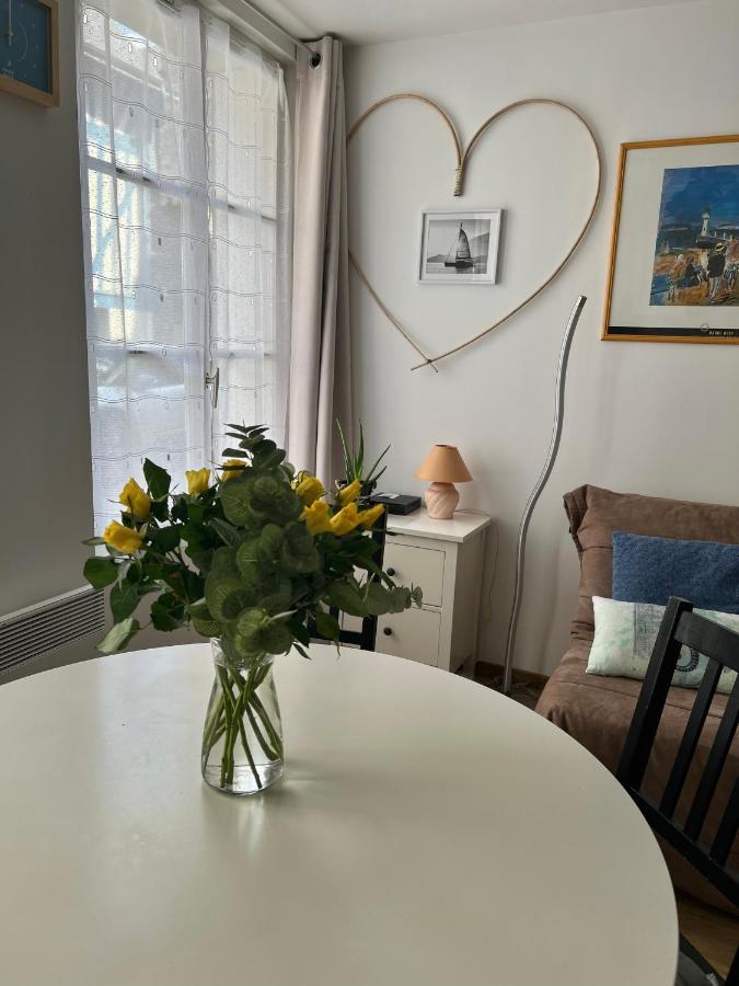 Le Pastel Apartment องเฟลอร์ ภายนอก รูปภาพ