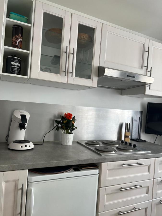 Le Pastel Apartment องเฟลอร์ ภายนอก รูปภาพ